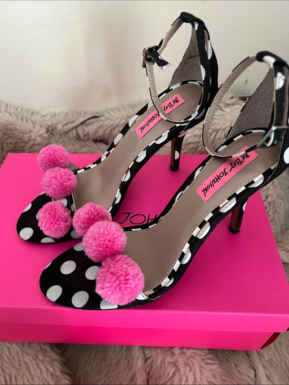 BETSEY JOHNSON Polka Dot High Heel Sandals with Pink Pom Poms - Picture 2 of 6